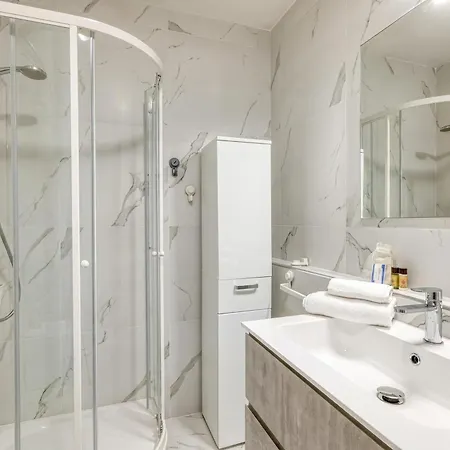 Victoria Palace Elegant Apartamento Menton